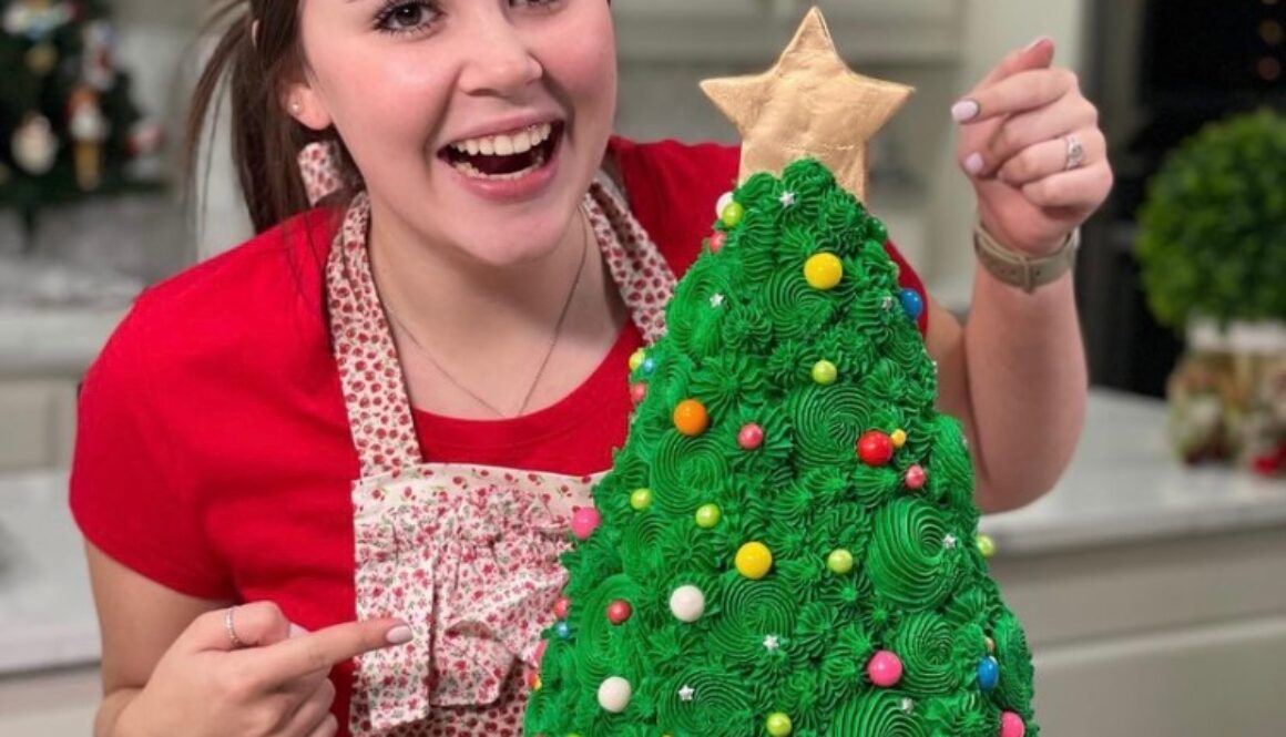 Christmas tree cake