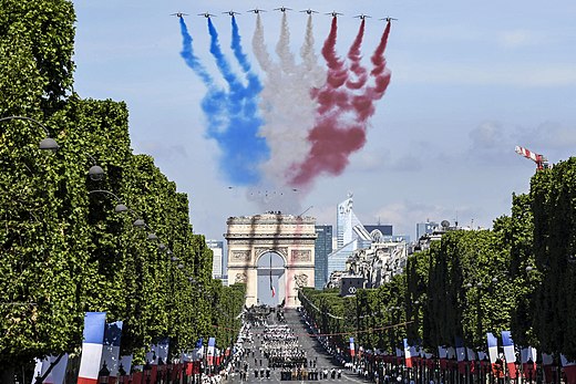 Fly_over_Bastille_Day_2017