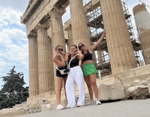girls in greece 2 girls in greece 2